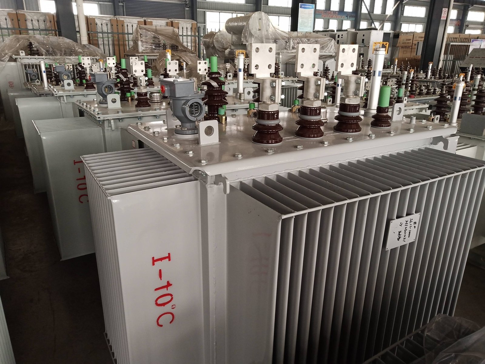 Three Phase Oil Immersed Outdoor 10kv 11kv 315kVA Power Distribution Electrical Transformer